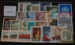 Österreich Jahrgang  1977  1540-65 Jear Set Postfrisch ** MNH    #3965 - Full Years