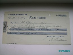 LATVIA  CHECK 1937  975,87 LATS WITH REVENUE STAMP   , 0 - Cheques & Traverler's Cheques