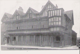 TUDOR HOUSE SOUTHAMPTON - Southampton