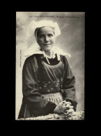 Delcampe - 29 - GOUEZEC - Costumes - Coiffes - - Gouézec