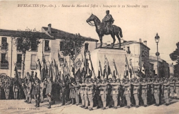 PYRENEES ORIENTALES  66  RIVESALTES  STATUE DU MARECHAL JOFFRE  INAUGUREE LE 22 NOVEMBRE 1931 GUERRE 14 18 - Rivesaltes