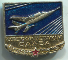 Air Force, Naval Aviation, Airplane,  Russia, Soviet Union, Vintage Pin, Badge - Avions