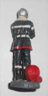 Figurine Pompier (résine Signée Nem) / Hauteur: 8cm - Figurines