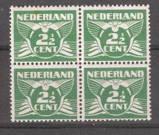 Nederland / Pays Bas, 1926, Yvert N° 169 ,BLOC DE 4 , 2 1/ 2 Vert Foncé , Filigrane Cercles, Neuf **, MNH - Neufs