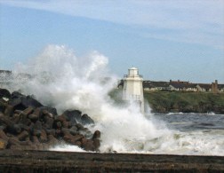 Postcard - Wick South Pier Lighthouse, Caithness. LigW15 - Fari