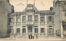 61 TRUN - Hôtel De Ville - Trun