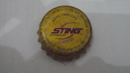 Vietnam Viet Nam Sting - Energy Drink Of Coca Cola Used Beverage Bottle Crown Cap / Kronkorken / Capsule - Limonade