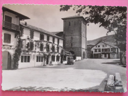 ASCAIN - La Place, L'église Et L'hôtel De La Rhune - Ascain