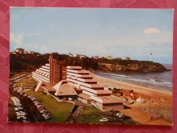 Dep 64 , Cpm  ANGLET , Le Village , Vacances , Familles , Le Phare , 7A (095) Recto/Verso - Anglet