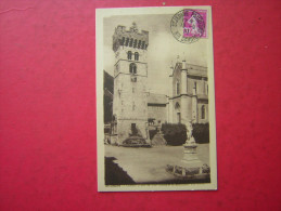 CPA OU CPSM  74 SAINT JEOIRE  CLOCHER ET LE MONUMENT AUX MORTS   VOYAGEE 1933 TIMBRE  CACHET ST JEOIRE - Saint-Jeoire