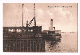 24008 Z ( 2 Scans ) Victoria Pier And Ferry, Hull - Hull