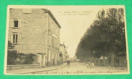 69 - Anse - ( Rhône ) - Les écoles Et La Place De La République  ::::: Animation - Bicyclettes - Cycles  ::: Alb 4 - Anse