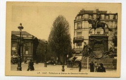 CP , 59 , LILLE , La Préfecture Et Statue Du Général Faidherbe - Lille