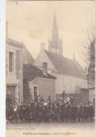 CPA Animée - CADILLAC Sur Garonne (33) - Place Des Capucins - 1915 - Cadillac