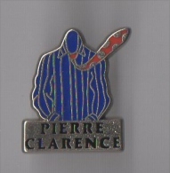 Pin's Mode Vetements / Chemises Pierre Clarence Signé Arthus Bertrand - Arthus Bertrand