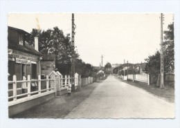 Montfort-le-Rotrou.  La Peccardière. ( Epicerie ). - Montfort Le Gesnois