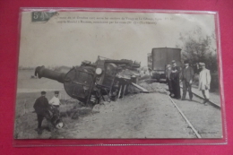 Cp Deraillement Du 16 Octobre Entre Les Stations De Vougy Et Le Coteau Ligne Paray Le Monial A Roanne - Disasters