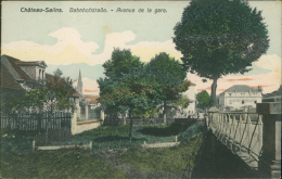 57 CHATEAU SALINS / Bahnhofstrasse, Avenue De La Gare / CARTE COULEUR - Chateau Salins