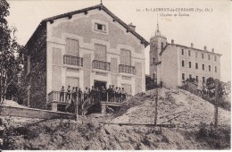 SAINT-LAURENT-DE-CERDANS (Pyrénées-Orientales) Clocher De L'Eglise Et Ecole - VOIR 2 SCANS - - Andere & Zonder Classificatie