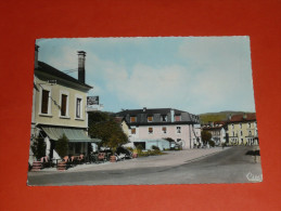 CPSM Dentelée, Carte Postale, Vosges 88, Le Thillot, Quartier De La Gare, Les Hotels, Rue Animée, Terminus - Le Thillot