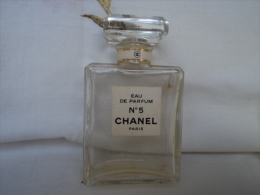 CHANEL  " N° 5 " FLACON  EDP 50 ML( PAS VAPO)   BOUCHON VERRE  BON ETAT   LIRE & VOIR!! - Miniaturas Mujer (sin Caja)