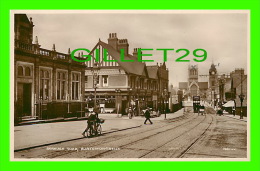 BURTON-ON-TRENT, UK - BOROUGH ROAD - ANIMATED - REAL PHOTO - JV - - Andere & Zonder Classificatie