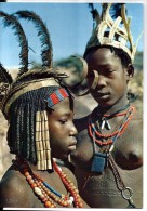 AFRIQUE - JEUNES  DANSEUSES AFRICAINES - (Scarifiées - Parées De Bijoux - Andere & Zonder Classificatie