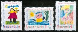 HUNGARY 1992 CULTURE Art Paintings YOUTH´S PHILATELY - Fine Set MNH - Nuovi