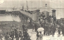 AQUITAINE - 33 - GIRONDE - PAILLAC - Le Ponton Des Bâteaux à Vapeur Et Le Débarcadère - Belle Animation - Pauillac