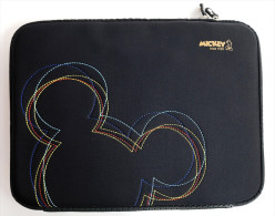 DISNEY 15.4" LAPTOP / NOTEBOOK SLEEVE - COLLECTORS ITEM NO LONGER AVAILABLE FROM DISNEY - BRAND NEW - Other & Unclassified