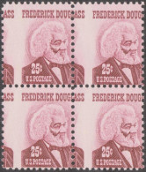 Etats-Unis 1967 Y&T 823. Bloc De 4. Piquage à Cheval. Frederick Douglass, Ancien Esclave, écrivain, Homme Politique - Ecrivains