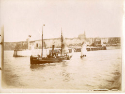 DIEPPE (76) Ancienne Photographie Sortie D'un Bateau à Vapeur - Dieppe