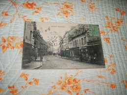 CARTE POSTALE ANCIENNE CIRCULEE DE 1921. / PAVILLY - RUE POSTEL / CACHETS + TIMBRE - Pavilly