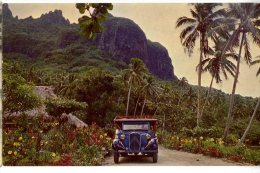 TAHITI  -  BUS AT MOOREA  -  CPSM 1970/80 - Tahiti