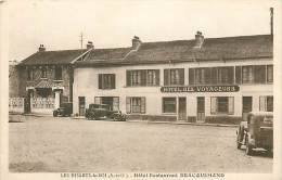 Réf : M-14-3451 : Les Essarts Le Roi Hôtel Restaurant Bracquemond  (automobiles) - Les Essarts Le Roi