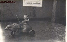 CARTE PHOTO : AUTOMATE CELLULOÏD JOUET A TIRER 1930 JEU TOY COCHON Dinky Toys JEP NOREV MINALUXE SCHUCO - Jouets Anciens