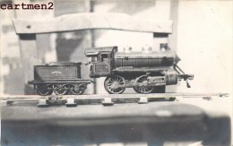 CARTE PHOTO : LOCOMOTIVE O20 KBN 1925 ALLEMAGNE EXPOSITION JEU JOUET TOY Dinky Toys JEP NOREV MINALUXE SCHUCO - Locomotive
