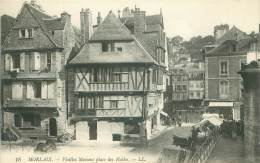Delcampe - 29 - MORLAIX - Vieilles Maisons - Place Des Halles - Morlaix