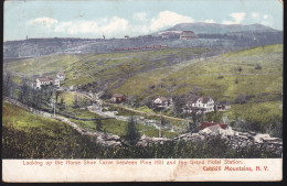 CPA - (Etats Unis) Catskills Mountains - Looking Up The Horse Shoe Curve Between Pine Hill And The Grand Hotel Station - Catskills