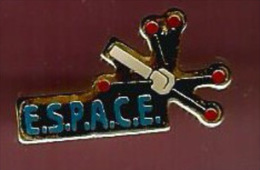 37534-Pin's ..Nasa..espace..fusee. - Space