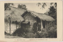 HUE,1934,indo-chine,ANNAM   ,ex  Pays Colonisé Devenu Le Viet-nam,humanitaire,habi   Tation  D´un Missionnaire Catholiqu - Vietnam