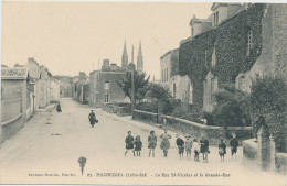 Machecoul ( Loire Atlantique)la Rue St Nicolas Et La Grande-Rue - Machecoul