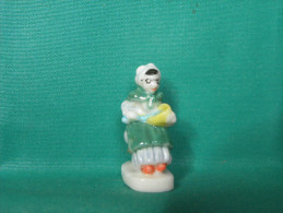 Delcampe - Fève */ Smiley, écharpe France - Fèves, Fève Ancienne (PLC.7) - Pays