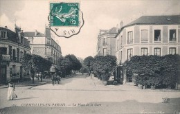 CORMEILLES EN PARISIS (95) LA PLACE DE A GARE - Cormeilles En Parisis