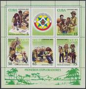 2002.179 CUBA 2002 MNH SPECIAL FORMAT CUBAN BOYS SCOUTS . ONLY 10.000 ISSUE - Blocs-feuillets