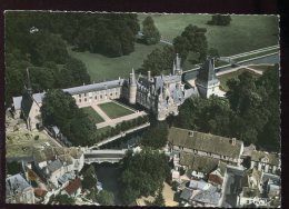 CPM Neuve 28 MAINTENON Vue Aérienne Du Château Entouré Par L'Eure Est Relié Par Une Galerie à L'Eglise St Nicolas - Maintenon