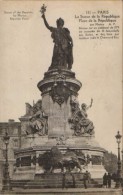 France - Carte Postale Circule En 1923 - Paris - La Statue De La Republique  - 2/scans - Statue