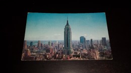 C-14372 CARTOLINA NEW YORK CITY - UPTOWN SKYLINE SHOWING EMPIRE STATE BLDG AND R.C.A. - Multi-vues, Vues Panoramiques