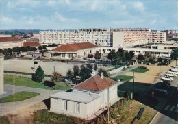 Scan11 : Yvelines, Trappes - Ville Nouvelle : Le Groupe Scolaire Paul Langevin - Trappes