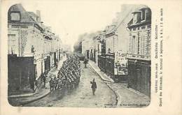Delcampe - Réf : M-14-3630 :  Doullens Départ Des Allemands Grande Guerre 1914/1918 - Doullens